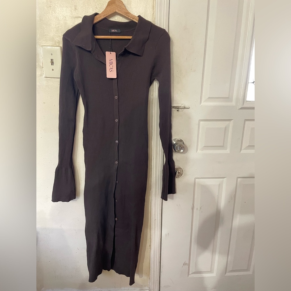 Micas Brown Ribbed Collared Top